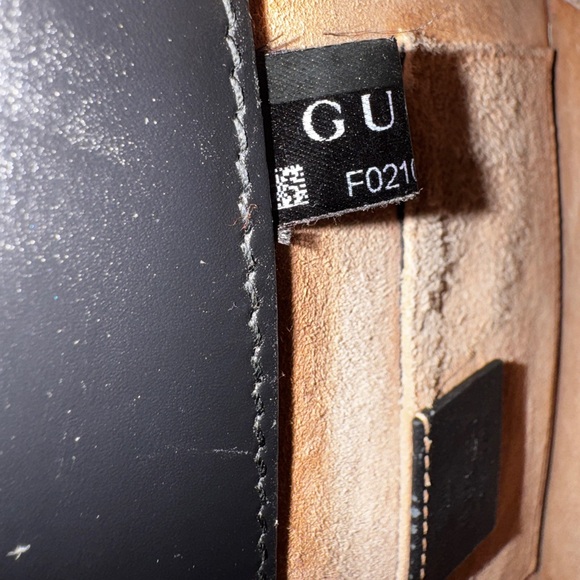 GUCCI Mini Sylvie Chain Strap Bag - Picture 11 of 14